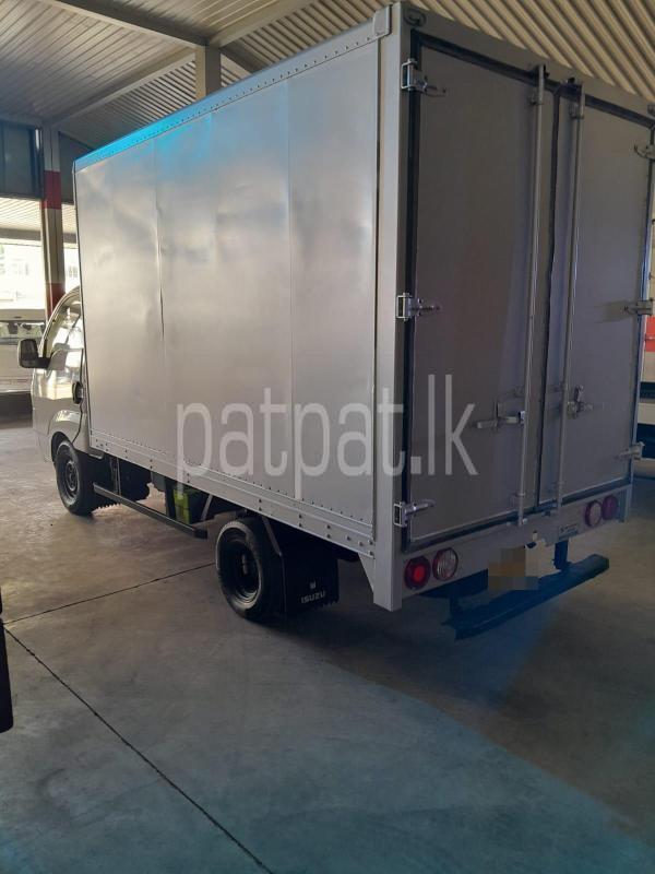 Advertisement image 6