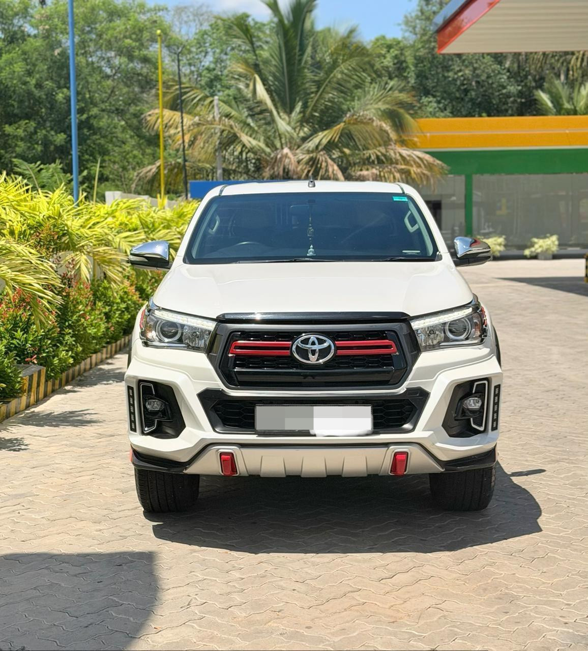 Toyota Hilux 2017 - Used Pick-up  sale in Sri Lanka - patpat.lk