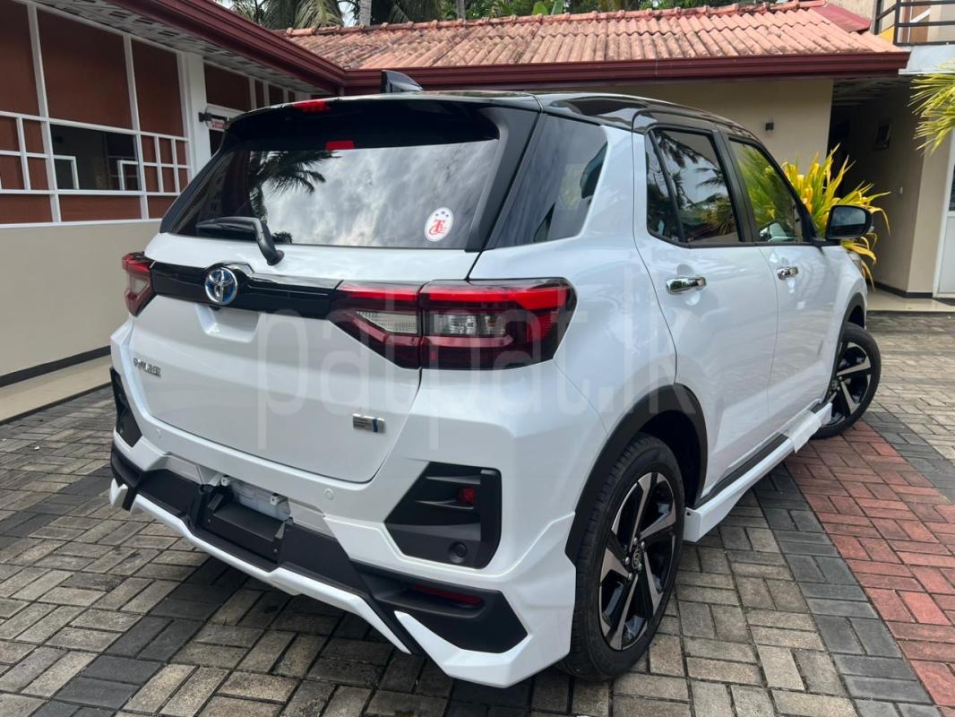 Advertisement image 5