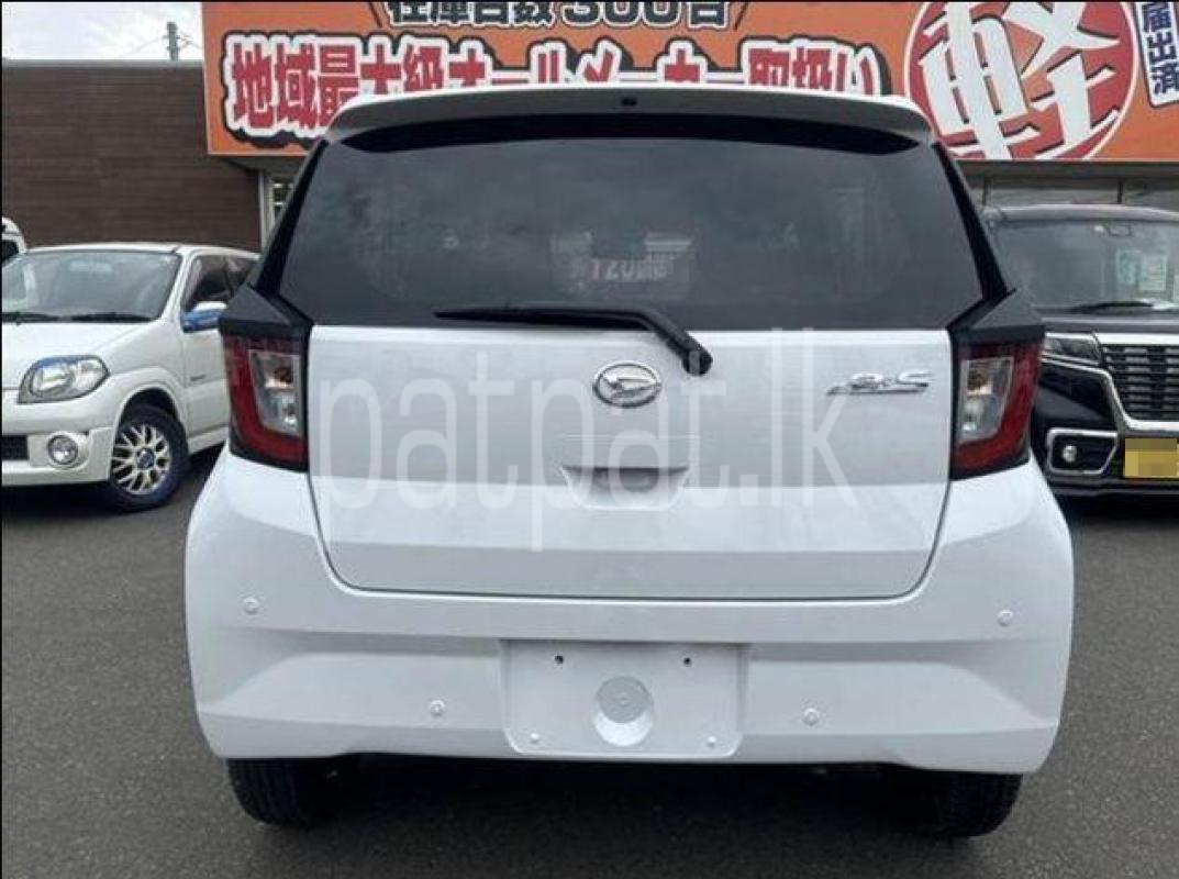 Advertisement image 6