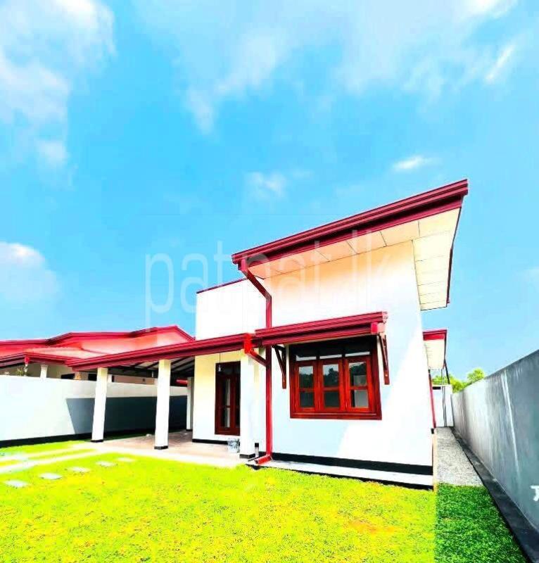 House for Sale in Homagama ads-image-1
