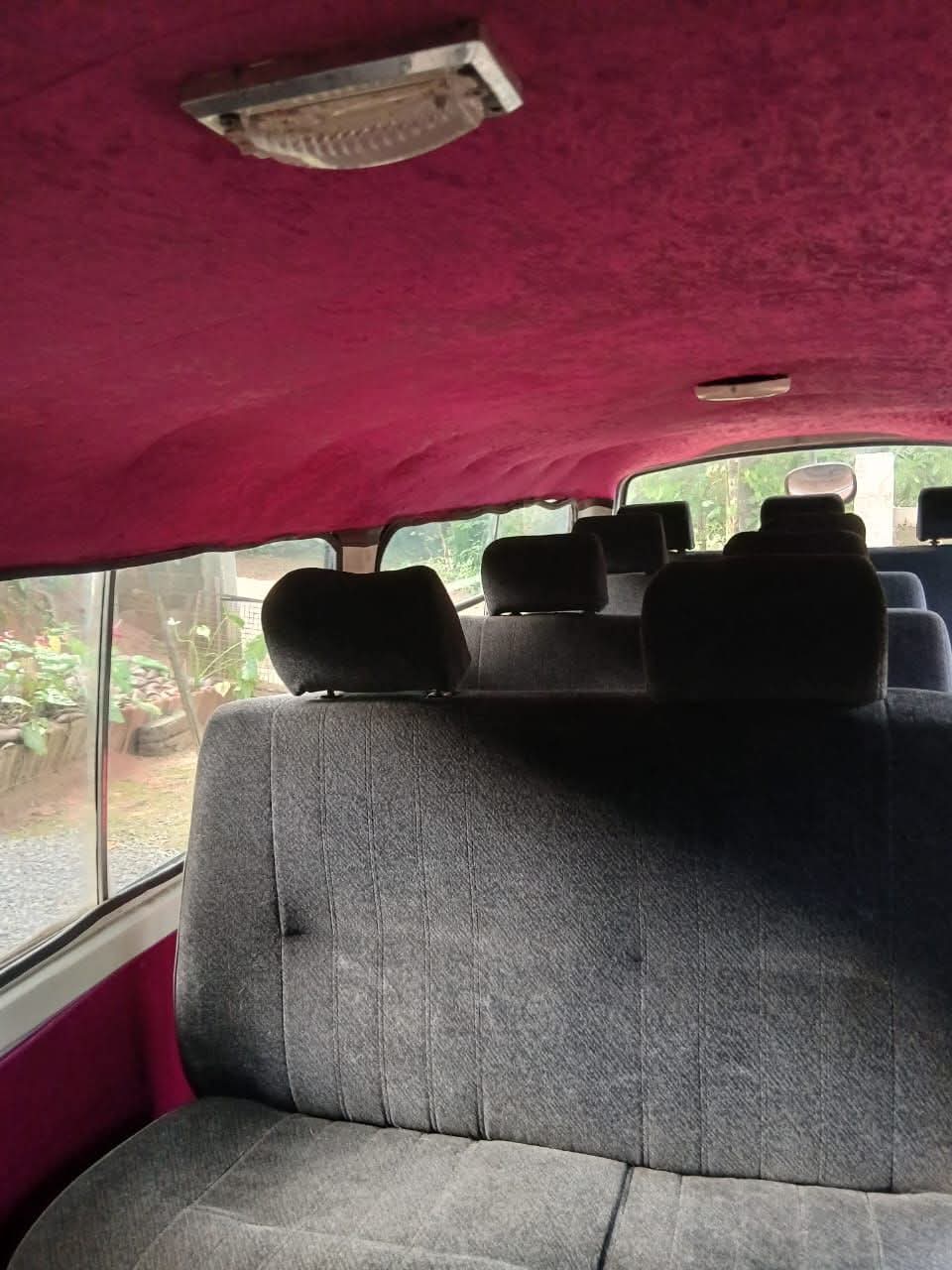 Nissan Caravan 1987 - பயன்படுத்தப்பட்டது வேன் sale in Sri Lanka - patpat.lk
