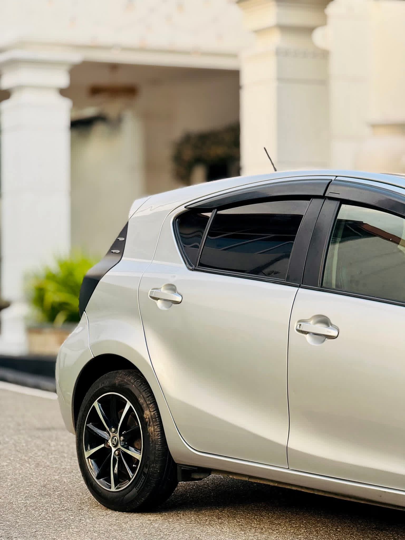 Toyota Aqua 2014 - Used Car sale in Sri Lanka - patpat.lk