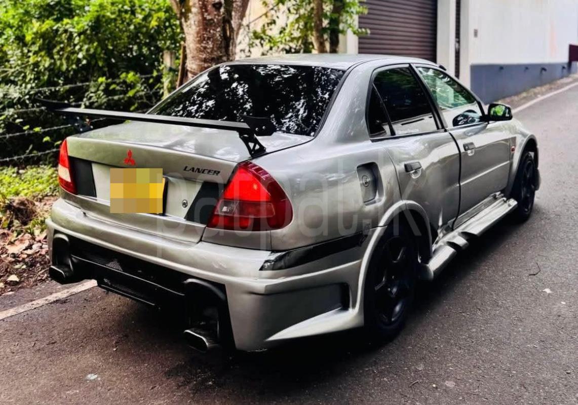 Advertisement image 4