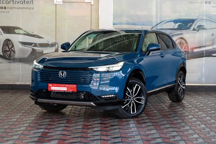 Honda Vezel 2025 ads-image-1