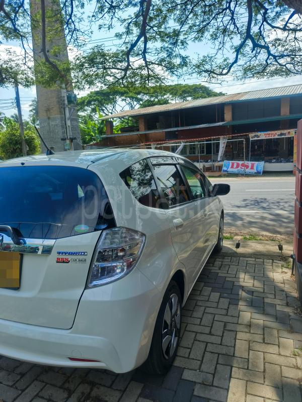 Advertisement image 4