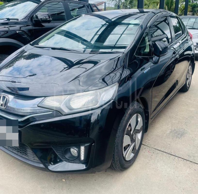 Honda Fit 2013 - பயன்படுத்தப்பட்டது கார் sale in Sri Lanka - patpat.lk