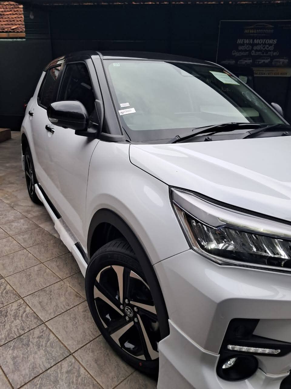 Toyota Raize 2025 - சான்றளிக்கப்பட்டது SUV sale in Sri Lanka - patpat.lk