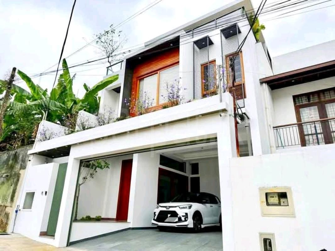 House for Sale in Battaramulla
