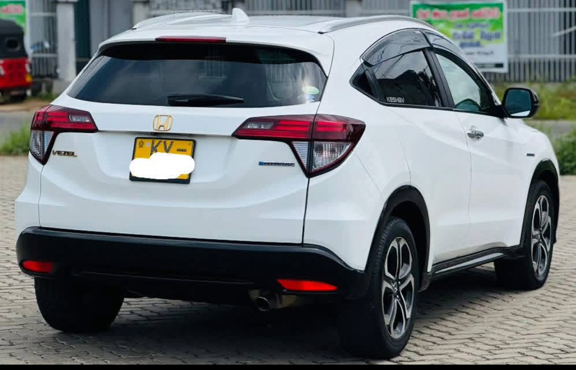 Honda Vezel 2014 - பயன்படுத்தப்பட்டது SUV sale in Sri Lanka - patpat.lk