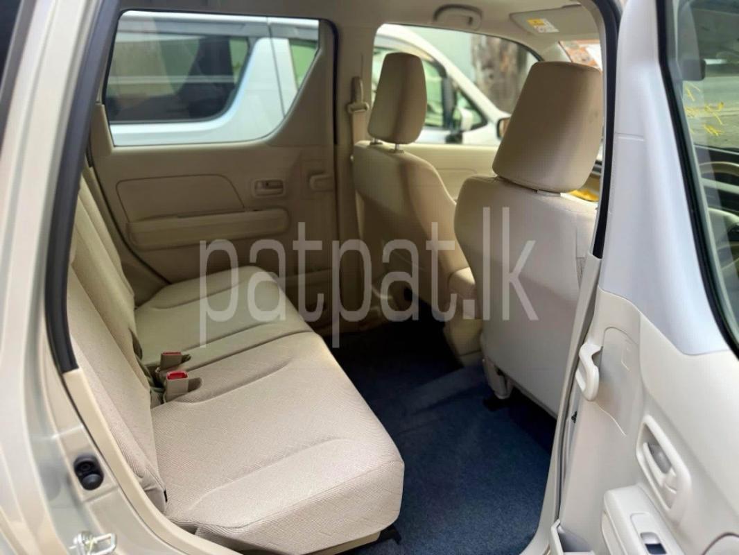 Advertisement image 4