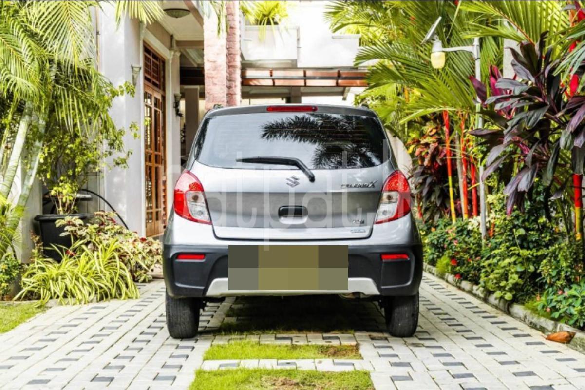 Advertisement image 6