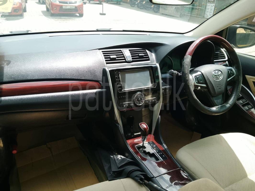 Toyota Premio 2019 - பயன்படுத்தப்பட்டது கார் sale in Sri Lanka - patpat.lk