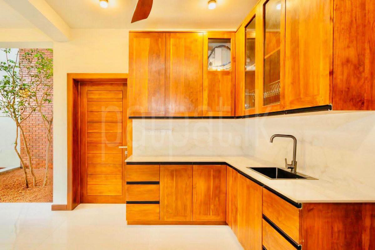 House for Sale in Battaramulla