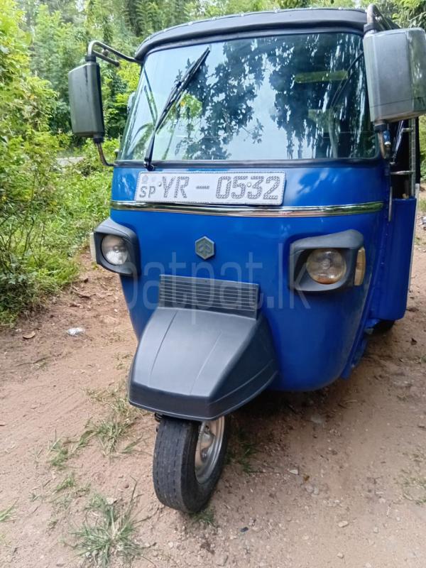 Piaggio Three Wheel 2011 - Used Three wheeler sale in Sri Lanka - patpat.lk