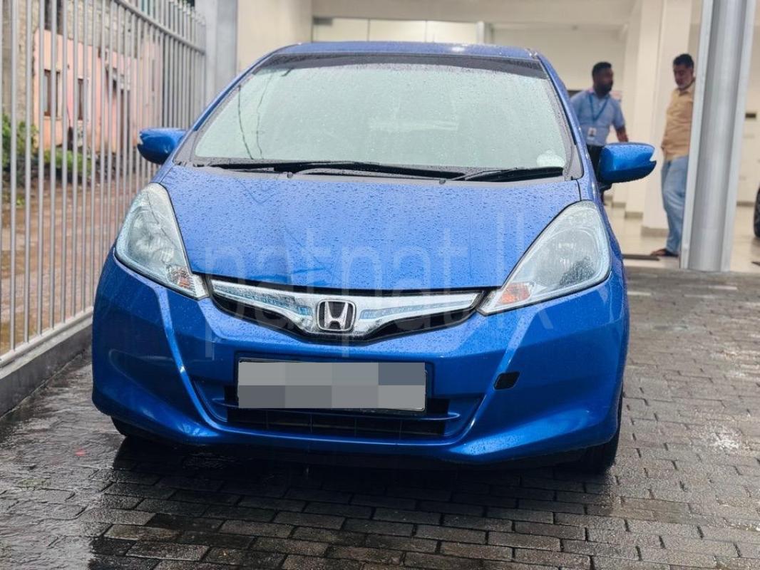 Advertisement image 1