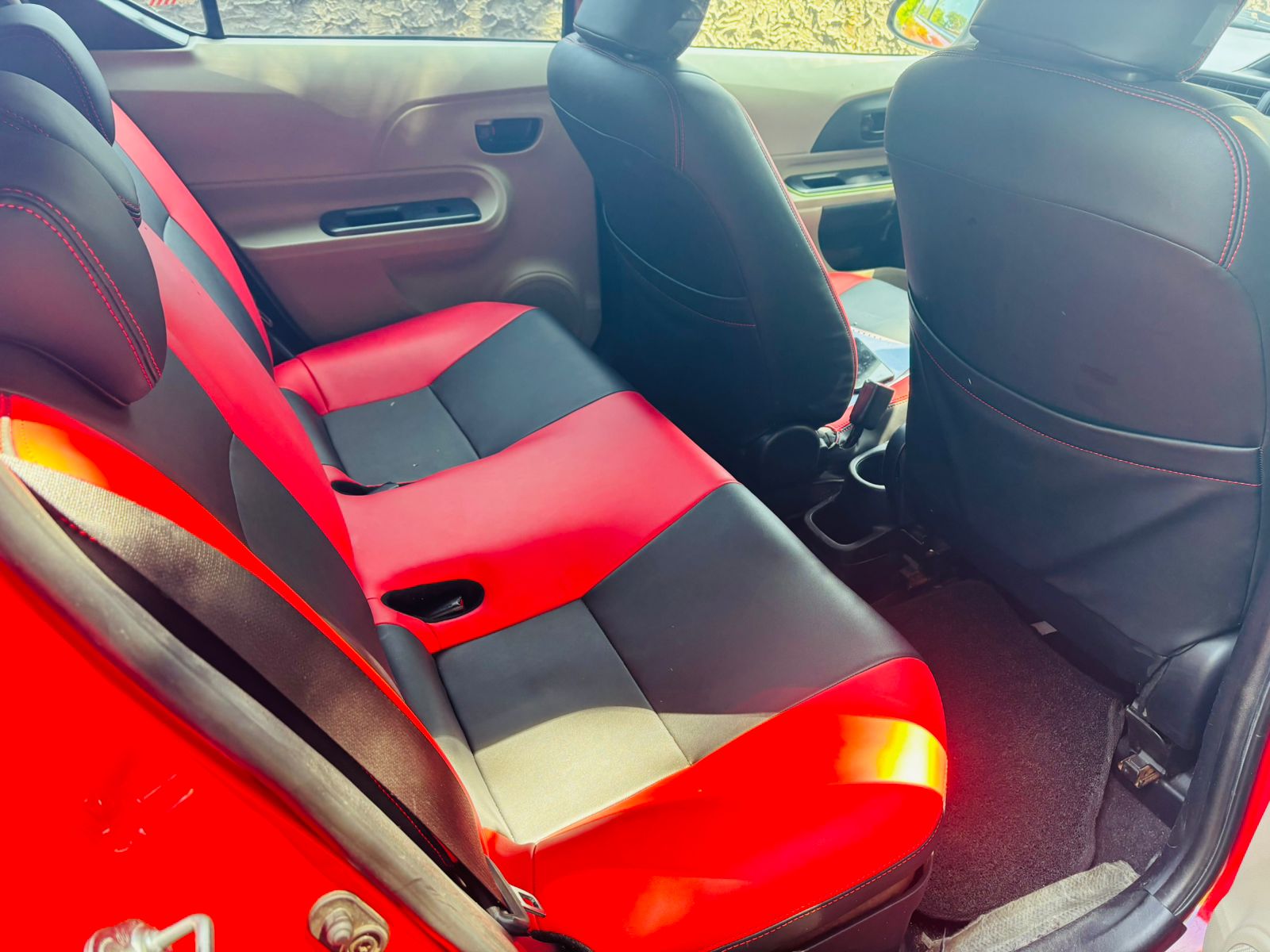 Advertisement image 6