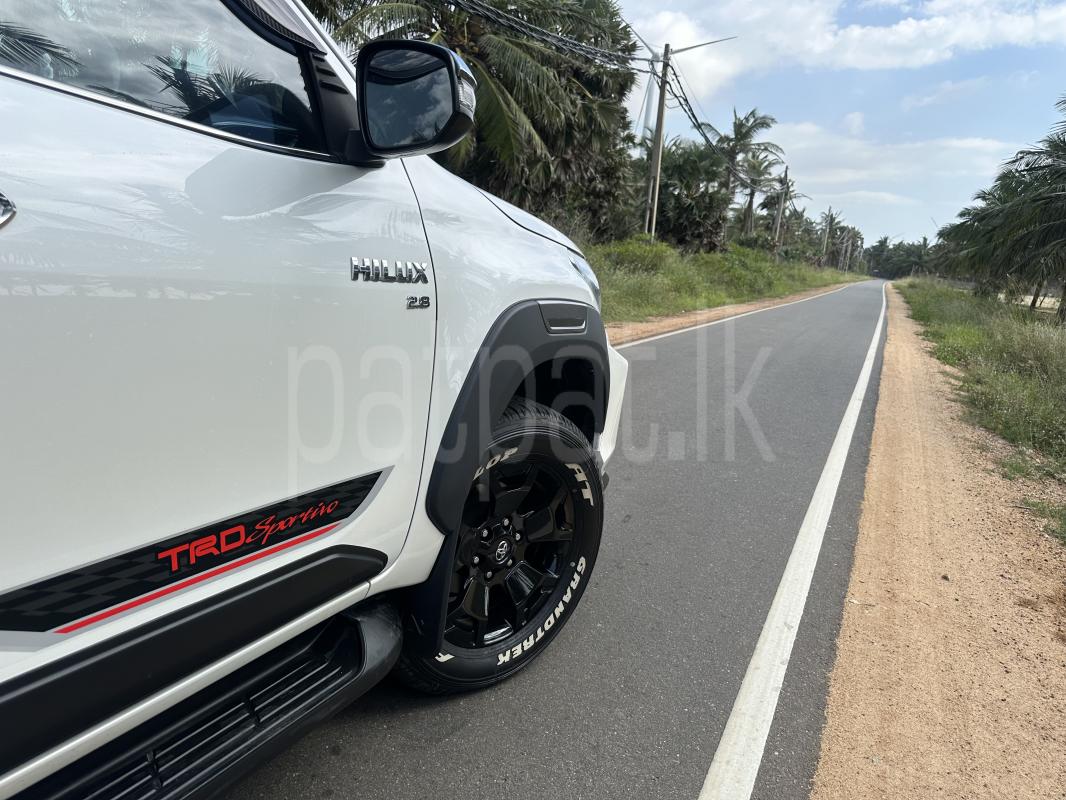 Advertisement image 12