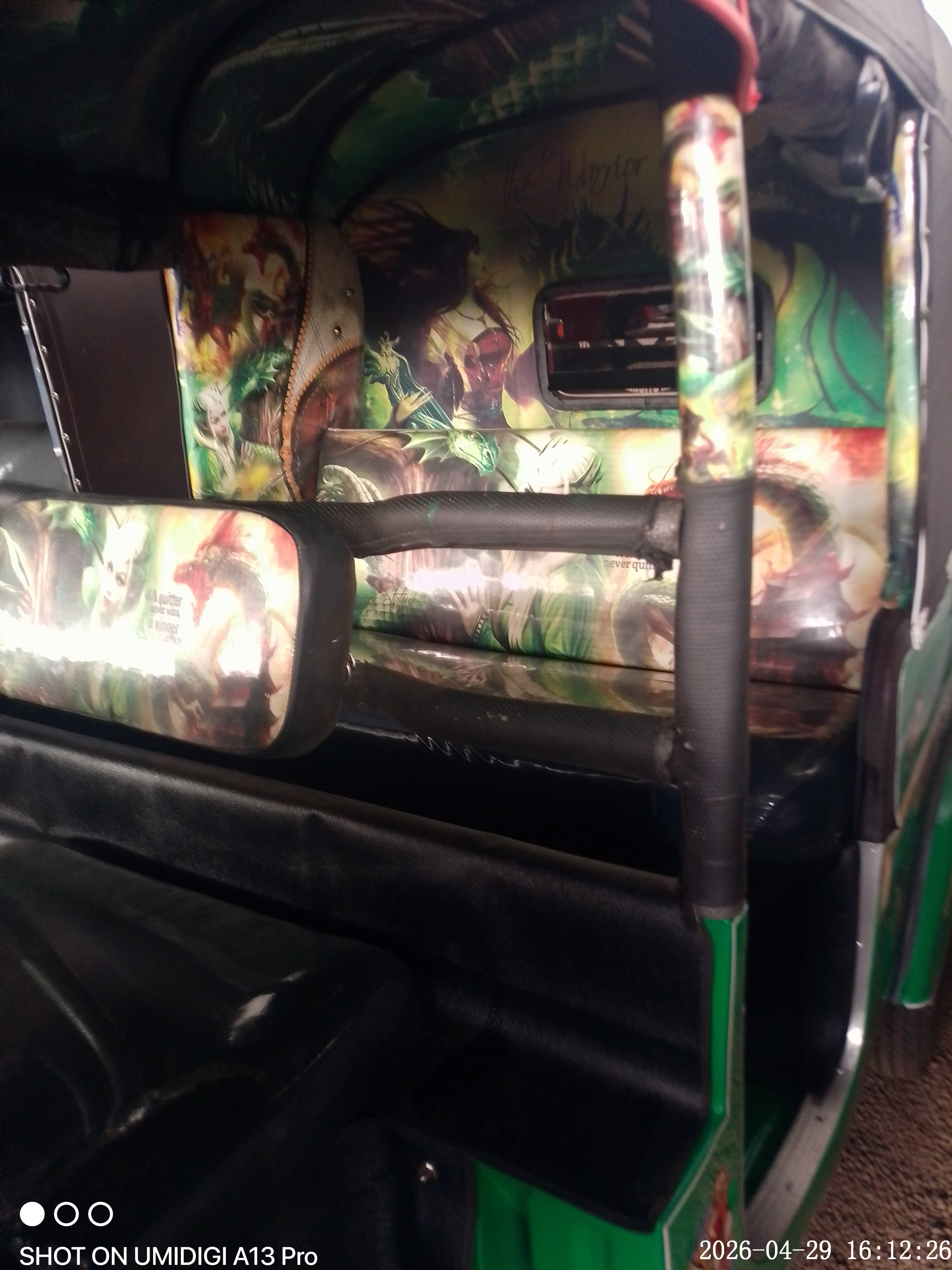 Bajaj Three Wheel 2004 - பயன்படுத்தப்பட்டது முச்சக்கர வண்டி sale in Sri Lanka - patpat.lk