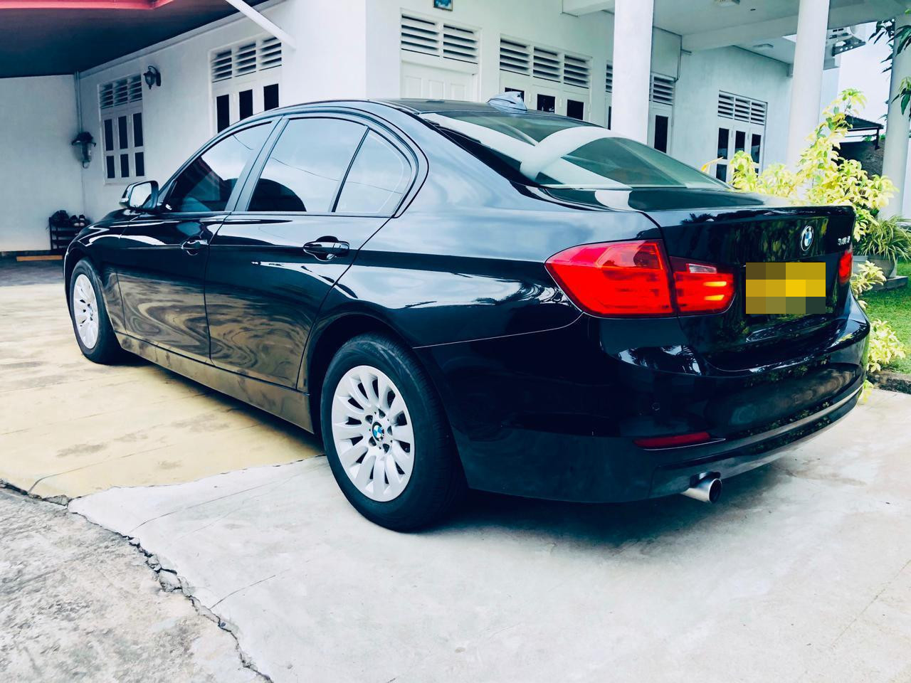 BMW 3 Series 2016 - Used Car sale in Sri Lanka - patpat.lk