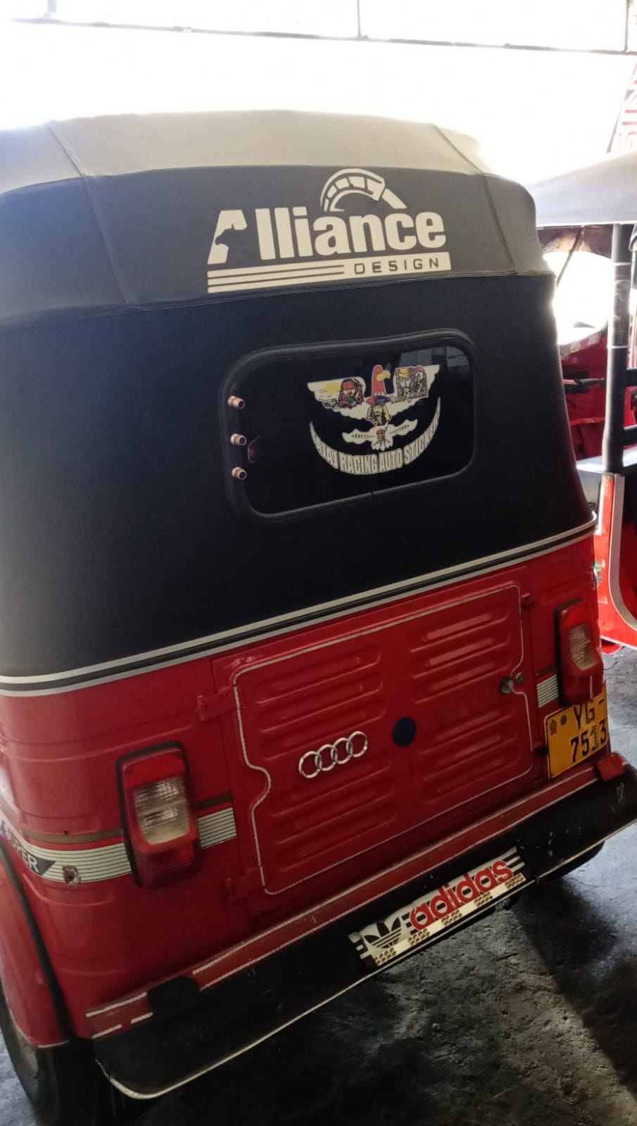 Bajaj Three Wheel 2011 - பயன்படுத்தப்பட்டது முச்சக்கர வண்டி sale in Sri Lanka - patpat.lk