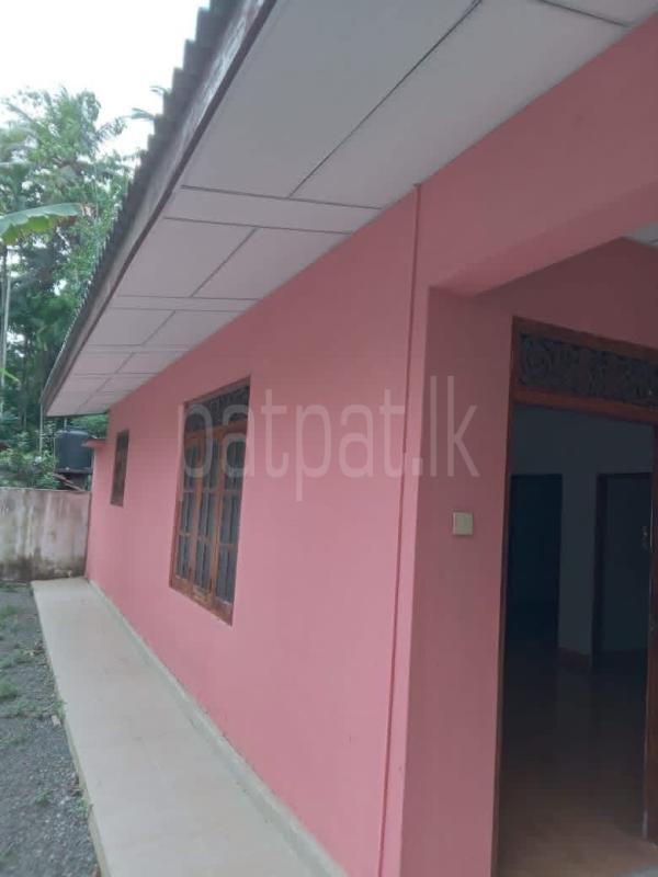 House for Sale in Minuwangoda ads-image-1