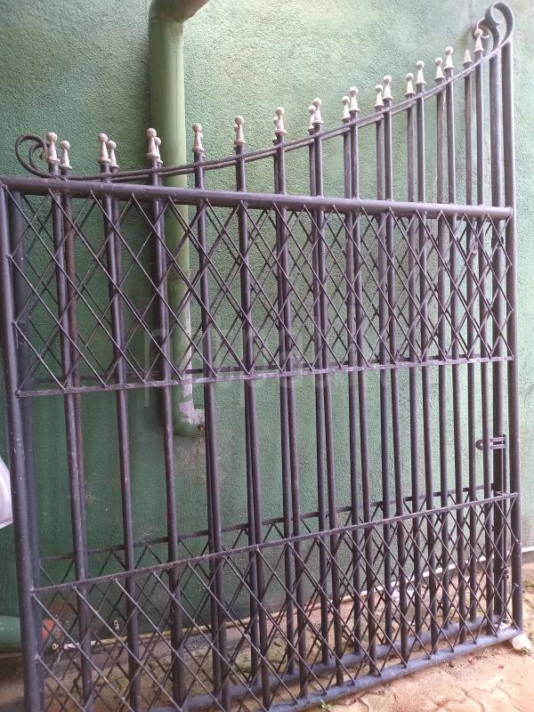 A gate