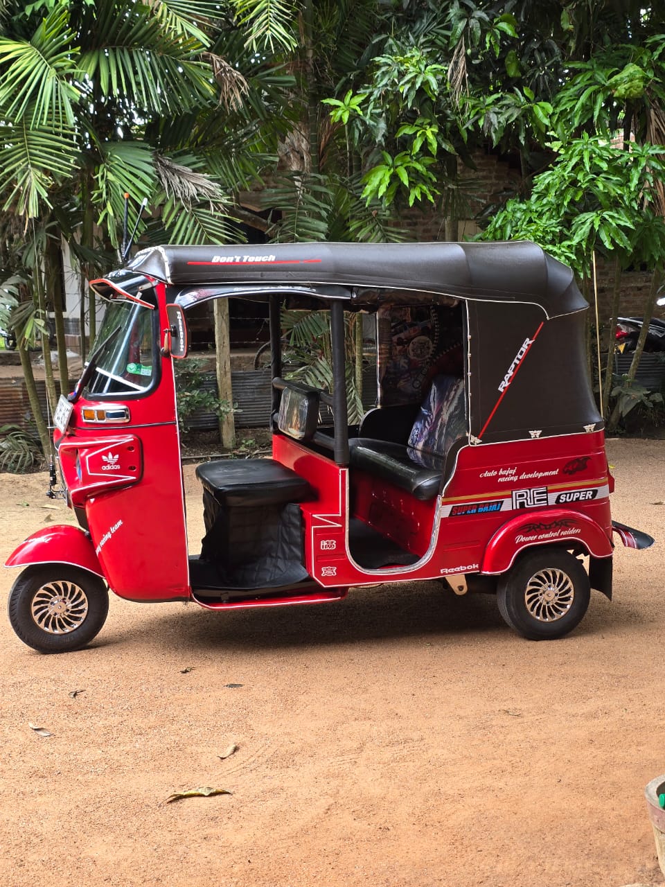 Bajaj Three Wheel 2015 - Used Three wheeler sale in Sri Lanka - patpat.lk