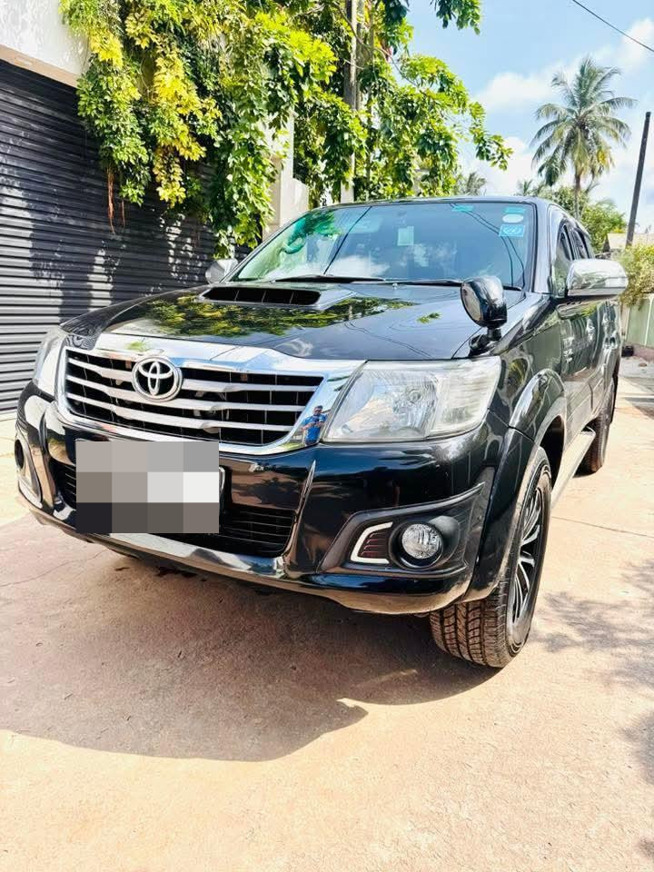 Toyota Hilux 2014 - Used Pick-up  sale in Sri Lanka - patpat.lk
