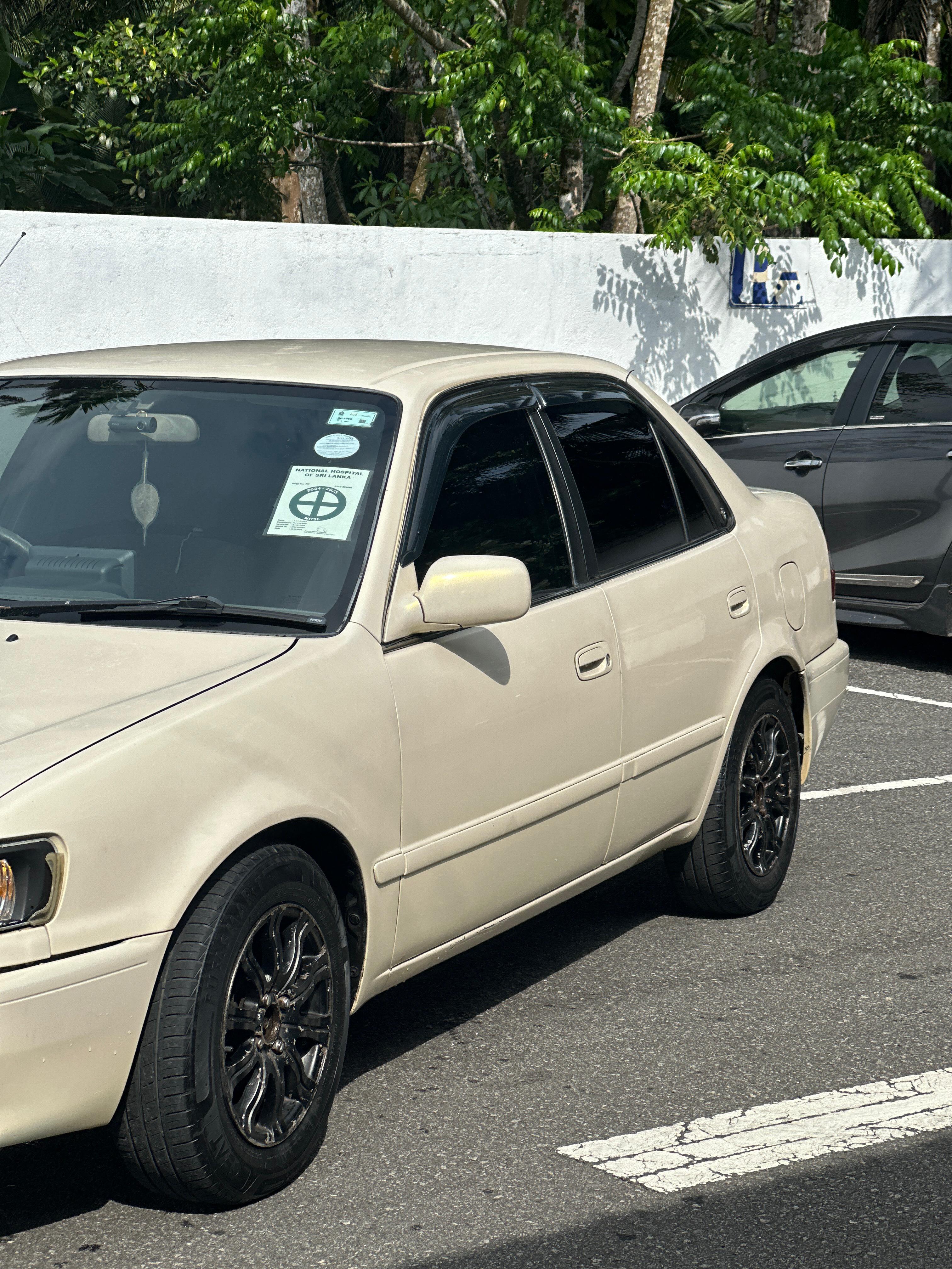 Toyota Corolla 1997 - பயன்படுத்தப்பட்டது கார் sale in Sri Lanka - patpat.lk