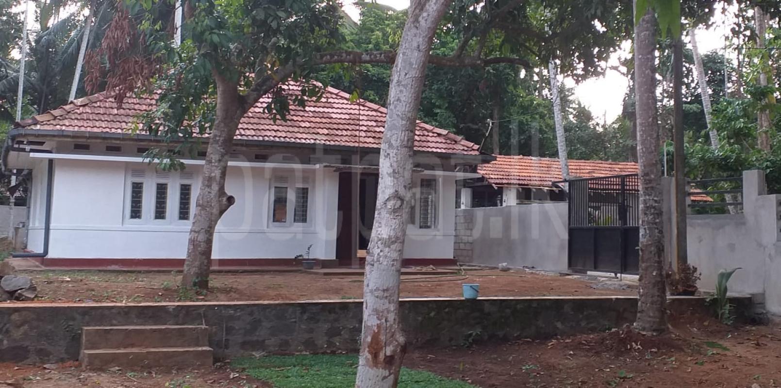 House for Sale in Veyangoda ads-image-1
