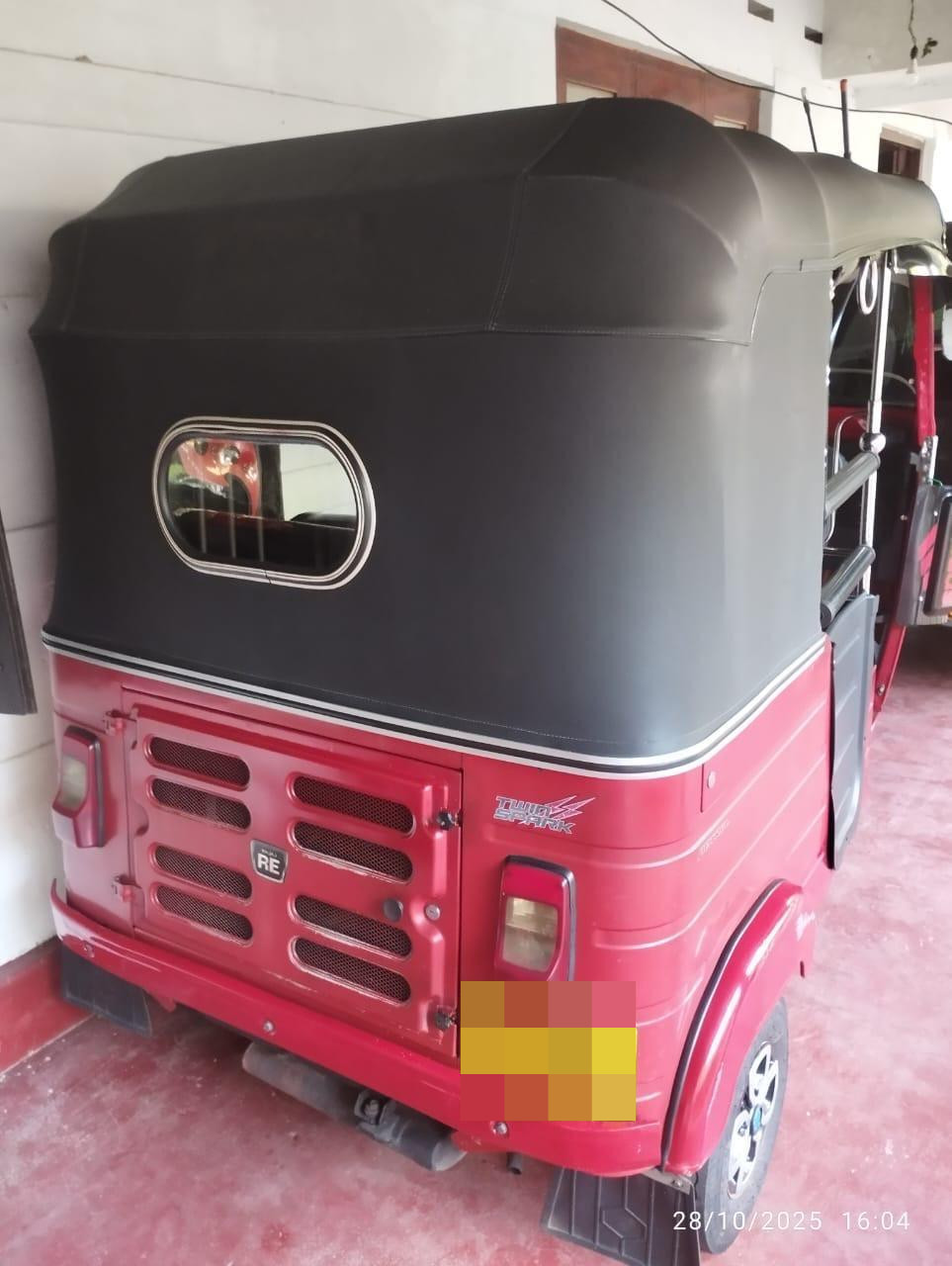 Bajaj Three Wheel 2018 - Used Three wheeler sale in Sri Lanka - patpat.lk