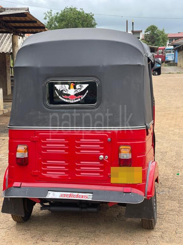 Bajaj 4 stroke 2012 - பயன்படுத்தப்பட்டது முச்சக்கர வண்டி sale in Sri Lanka - patpat.lk