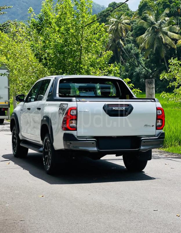 Advertisement image 6