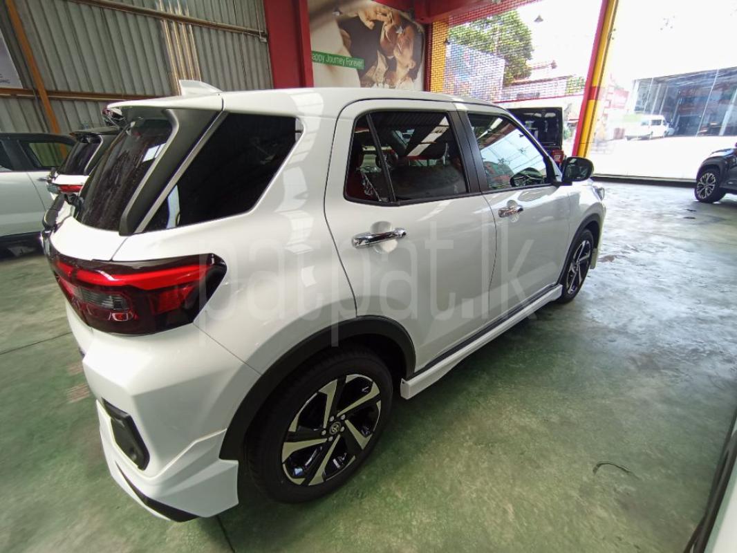 Toyota Raize 2025 - சான்றளிக்கப்பட்டது SUV sale in Sri Lanka - patpat.lk