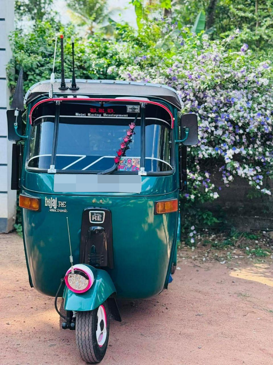 Bajaj Three Wheel 2006 - භාවිතා කරන ලද ත්‍රිරෝද රථය sale in Sri Lanka - patpat.lk