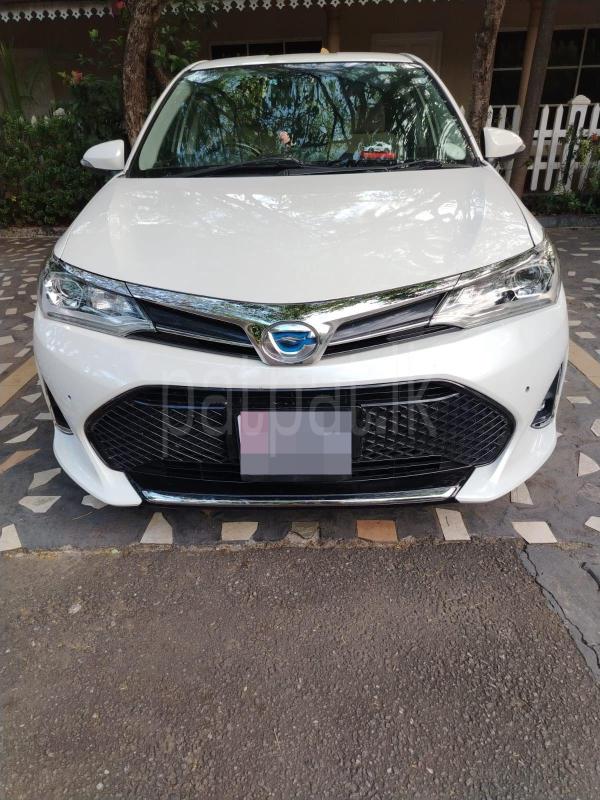 Toyota Corolla 2015 - பயன்படுத்தப்பட்டது கார் sale in Sri Lanka - patpat.lk