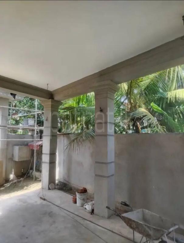 House for Sale in Gampaha ads-image-1