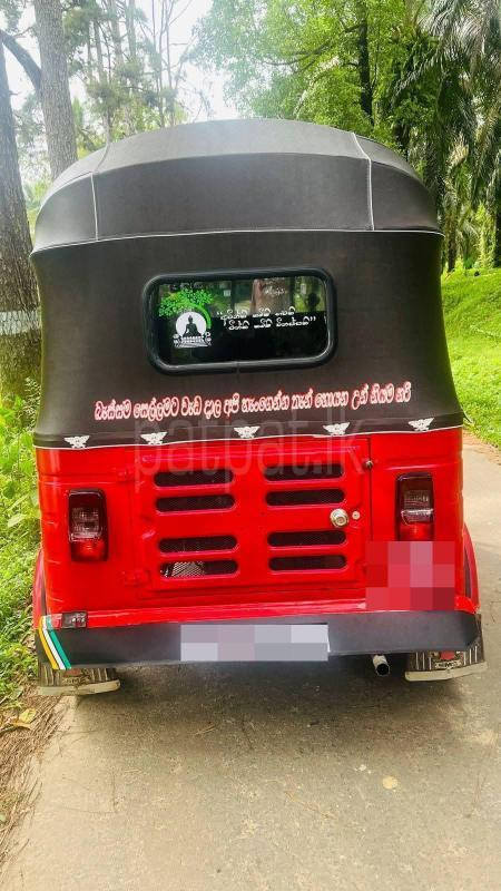 Bajaj Three Wheel 2006 - பயன்படுத்தப்பட்டது முச்சக்கர வண்டி sale in Sri Lanka - patpat.lk