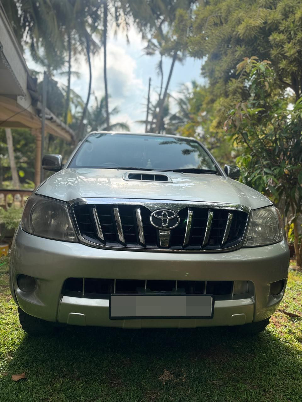 Toyota Hilux 2008 - பயன்படுத்தப்பட்டது சரக்கு போக்குவரத்து sale in Sri Lanka - patpat.lk