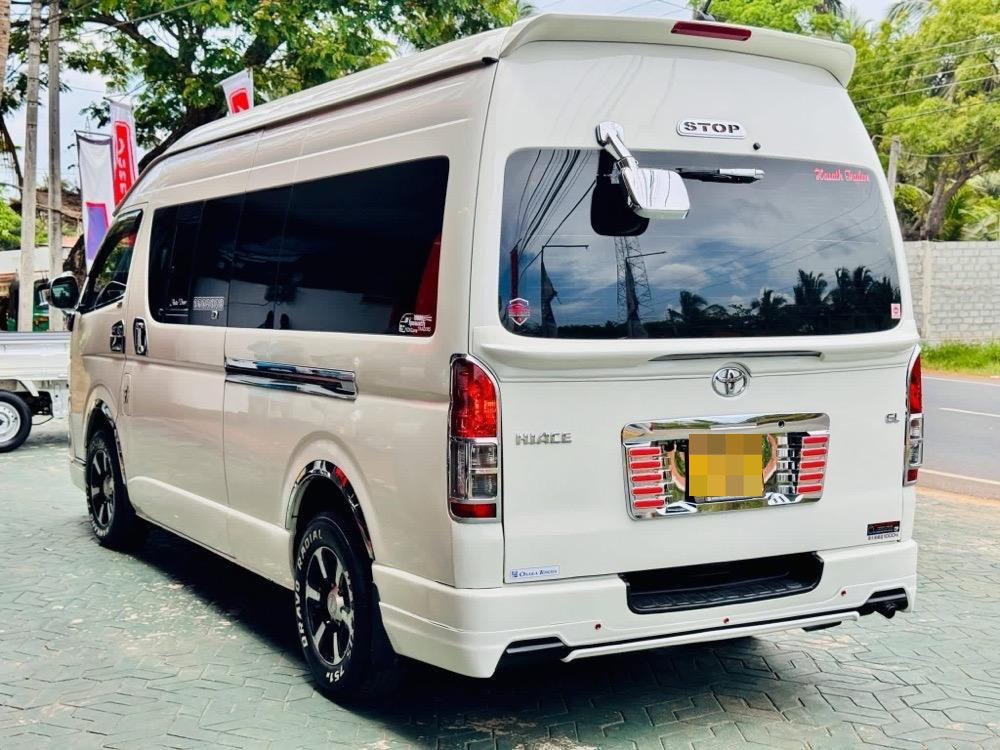 Toyota Hiace 2007 - Used Van sale in Sri Lanka - patpat.lk