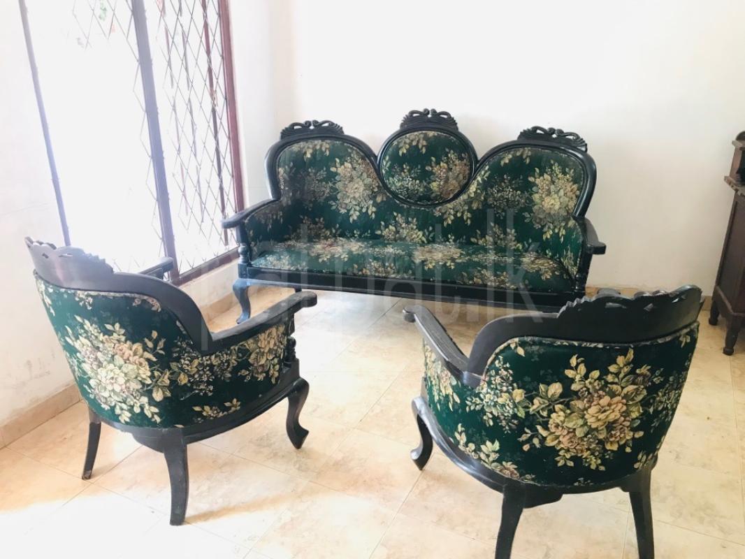 Couch set for sale ads-image-1