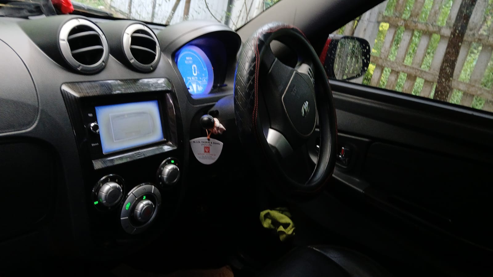 Mahindra e2o 2016 - Used Car sale in Sri Lanka - patpat.lk