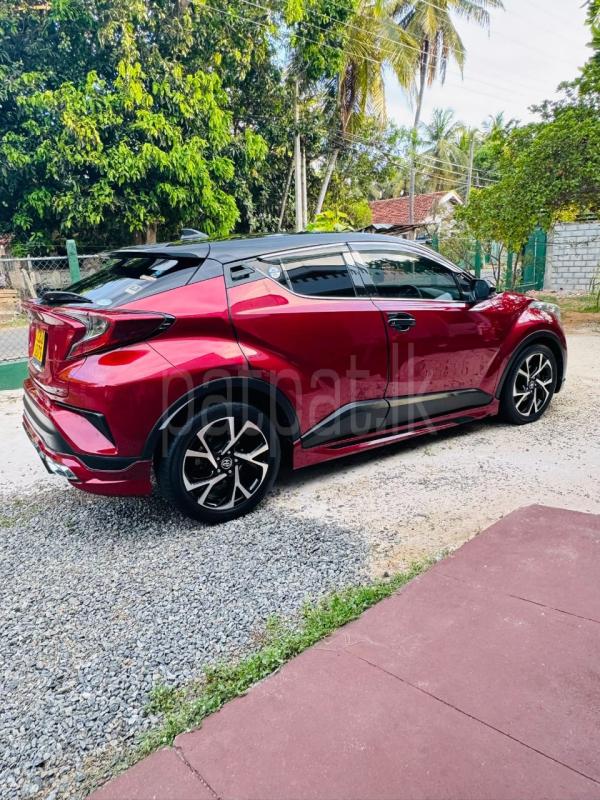 Toyota CHR 2019 - பயன்படுத்தப்பட்டது SUV sale in Sri Lanka - patpat.lk
