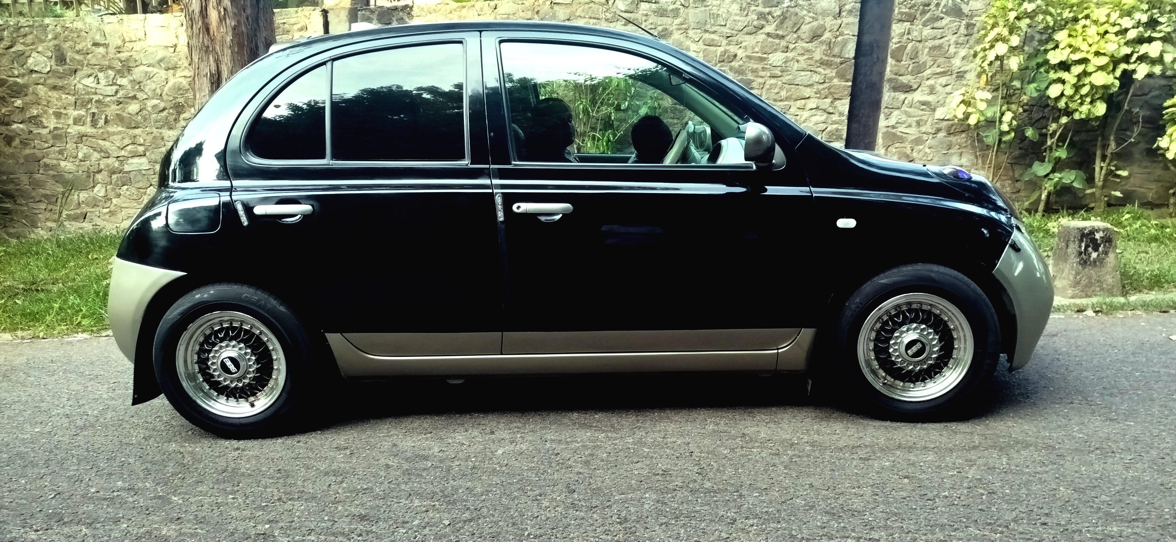 Nissan March 2003 - பயன்படுத்தப்பட்டது கார் sale in Sri Lanka - patpat.lk