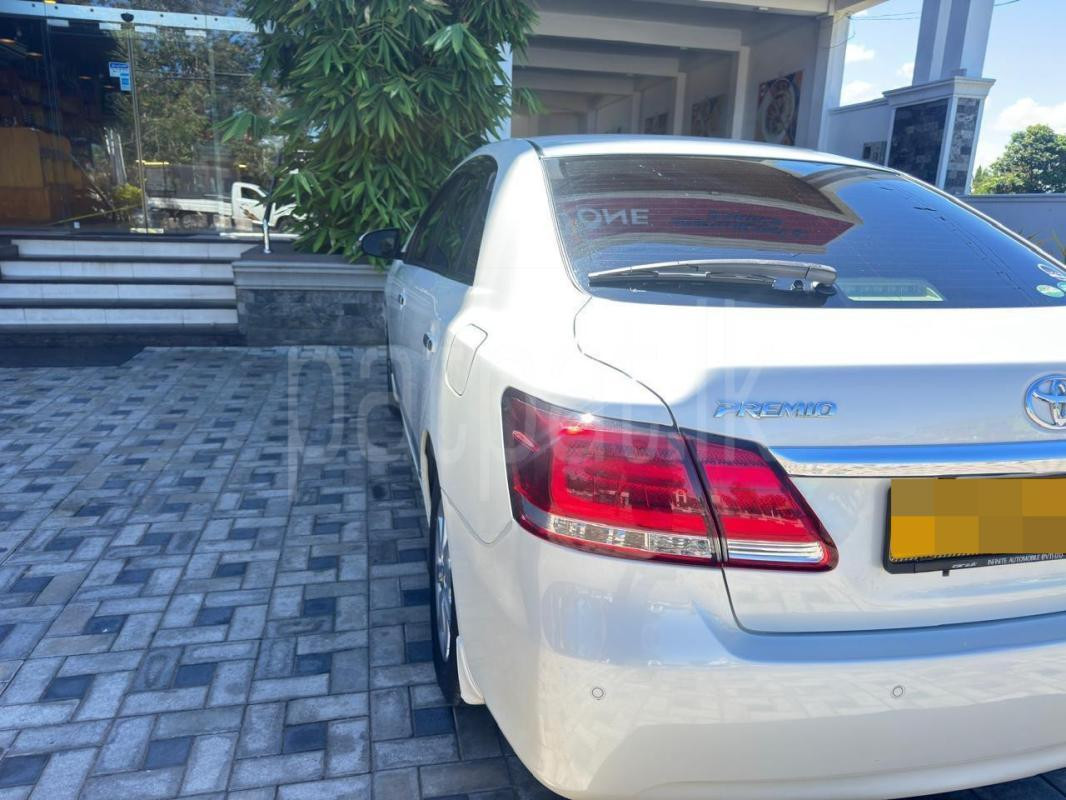 Toyota Premio 2018 - பயன்படுத்தப்பட்டது கார் sale in Sri Lanka - patpat.lk