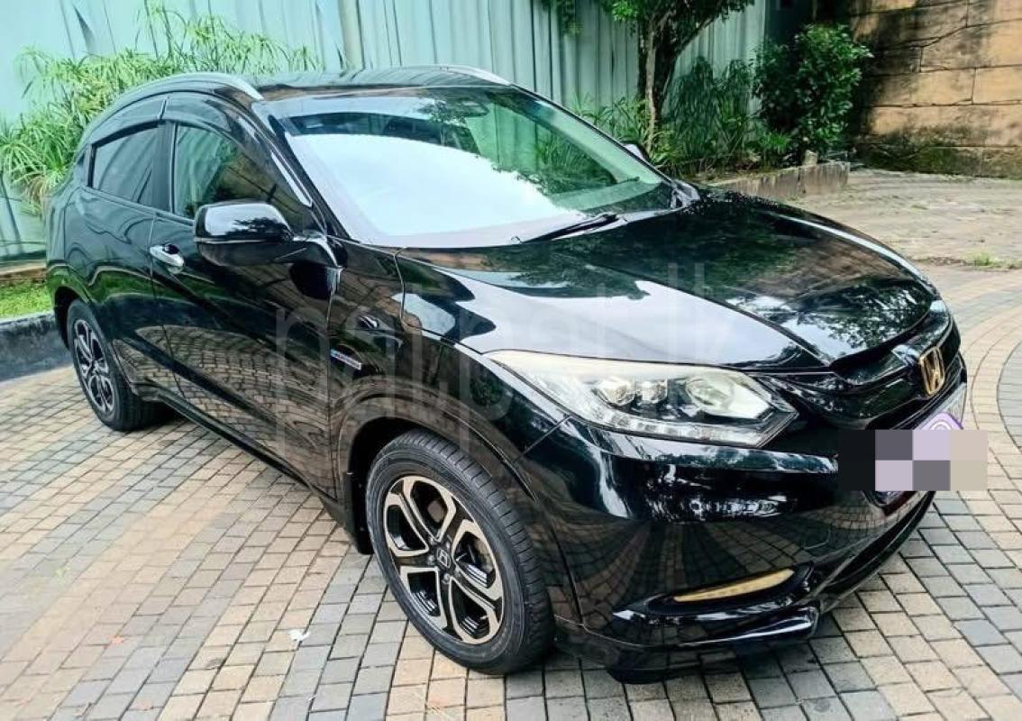 Honda Vezel 2014 - භාවිතා කරන ලද SUV රථය sale in Sri Lanka - patpat.lk