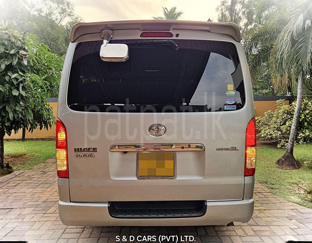 Toyota Hiace 2007 - භාවිතා කරන ලද වෑන් රථය sale in Sri Lanka - patpat.lk