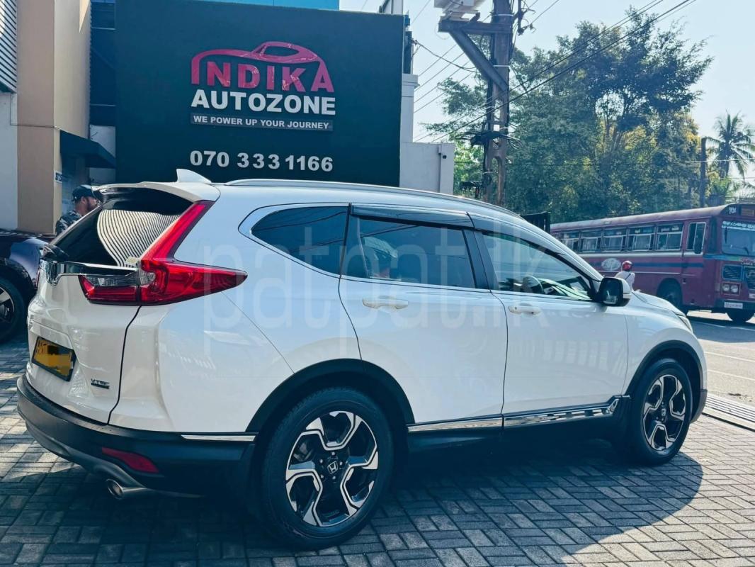 Honda CR V 2018 - பயன்படுத்தப்பட்டது SUV sale in Sri Lanka - patpat.lk