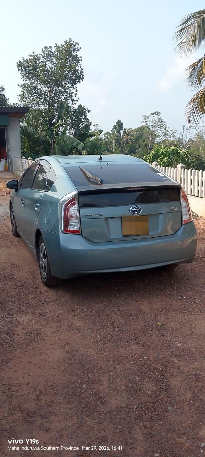 Toyota Prius 2012 - பயன்படுத்தப்பட்டது கார் sale in Sri Lanka - patpat.lk